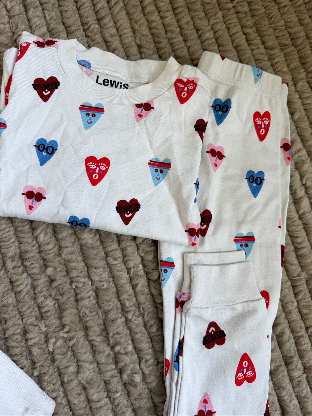 Lewit White Kids Heart-Face Pajama Set in Red, Blue and Pink